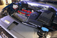 「RS Q3パフォーマンス」の2.5リッター直5ターボエンジン。