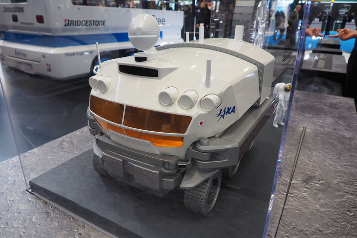 月面探査車（模型）