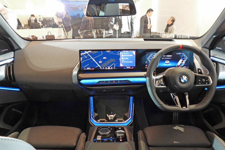 BMW X3 M50 xDrive（インストゥルメントパネルまわり）