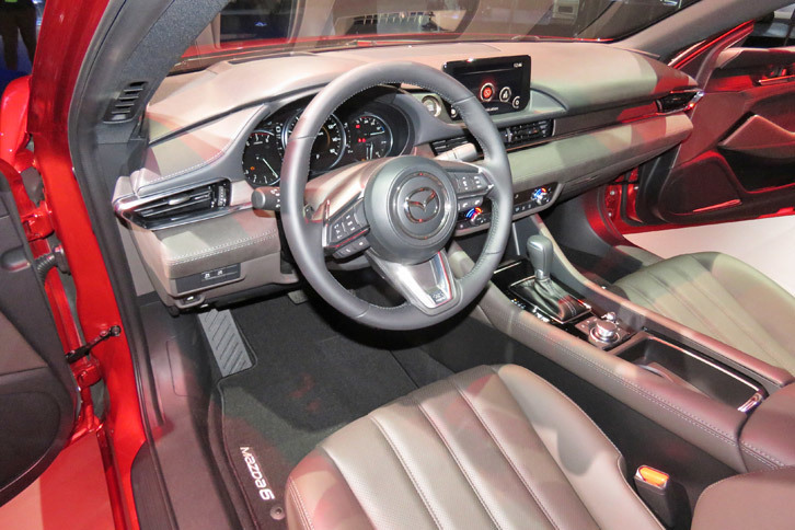 マツダ6（日本名：アテンザ）（インテリア）