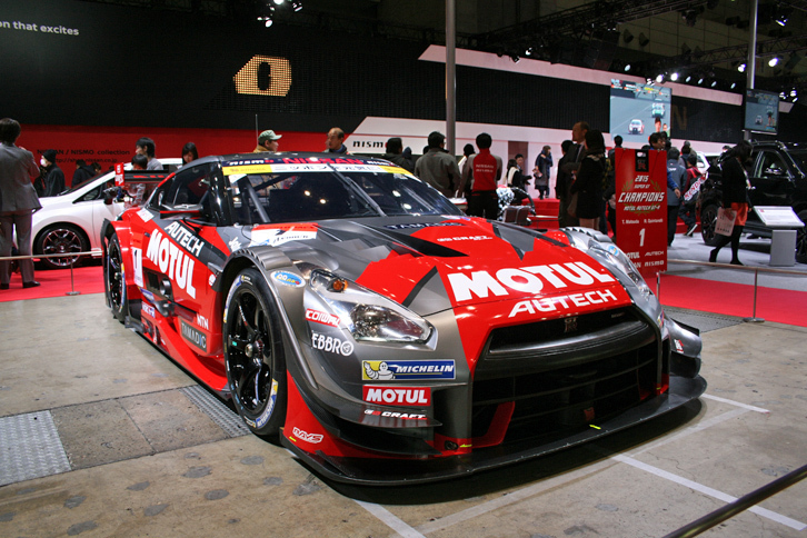 MOTUL AUTECH GT-R
