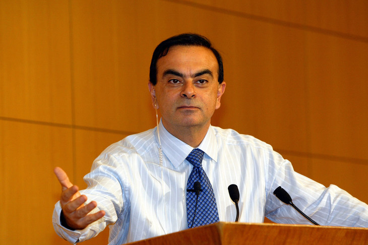 ルノーから新CEOとして日産に送り込まれたカルロス・ゴーン。徹底的なリストラと構造改革を断行した。