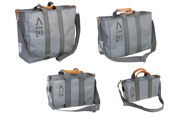 【ユーティリティーキャリーバッグ】
	バッグ類はすべて“横濱帆布鞄”とのコラボによって生まれた。使い勝手のいいユーティリティーキャリーバッグは開口部にファスナーが付き防犯性も高い。価格は1万3750円～1万9250円。