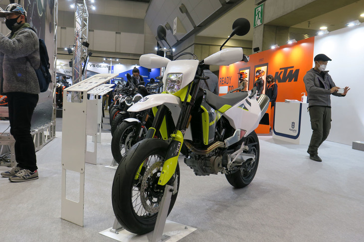 ハスクバーナ701スーパーモト