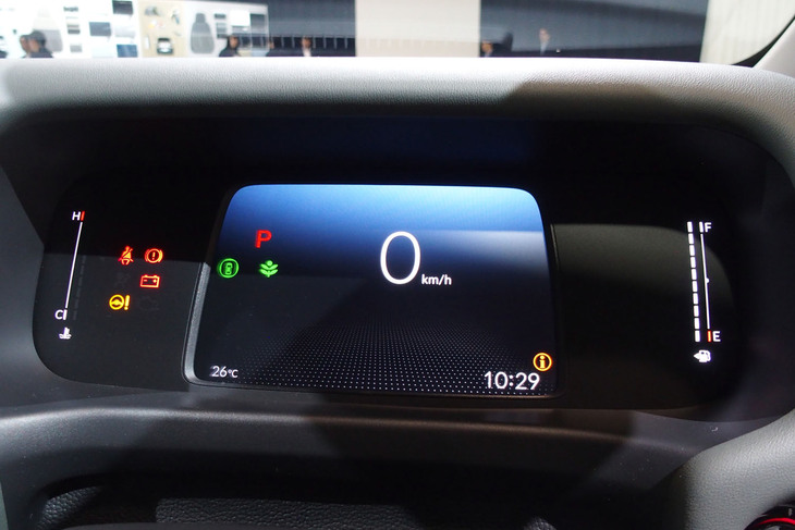 ホンダ・フリード クロスター（メーターパネル）