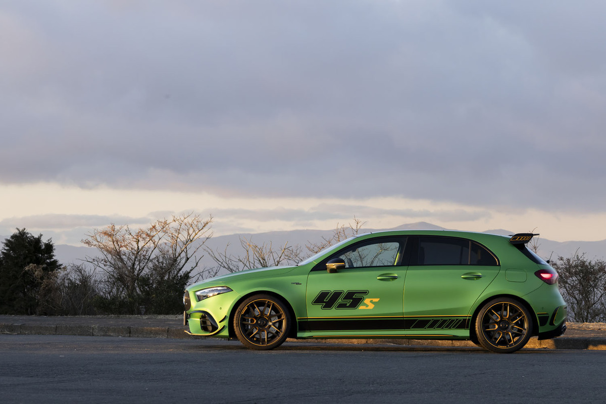 メルセデスAMG A45 S 4MATIC＋ファイナルエディション（4WD/8AT