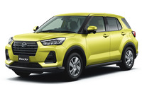 「ダイハツ・ロッキー」と「トヨタ・ライズ」にはシリーズハイブリッド「e-SMART HYBRID」搭載モデルが追加された。