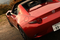 マツダ・ロードスターRF RS（FR/6MT）／ロードスターRF VS（FR/6AT）【試乗記】の画像