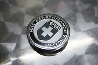 筑波での走行会といえば、豪快なコースアウトにより紛失した左フロントのセンターキャップですが、中古品を購入して装着しました。4個セットなので、あと3回はコースアウトできますな。