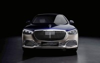 オートクチュールにインスパイアされた高級サルーン「メルセデス・マイバッハSクラス オートヴォワチュール」発売の画像