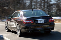 【テスト車のオプション装備】
パノラミックスライディングルーフ＝24万円／エクスクルーシブパッケージ＝90万円／レーダーセーフティパッケージ＝19万円／AMGパフォーマンスパッケージ＝105万円