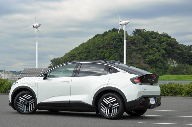 新型日産リーフB7 X／リーフAUTECH／リーフB7 G用品装着車 内装・外装