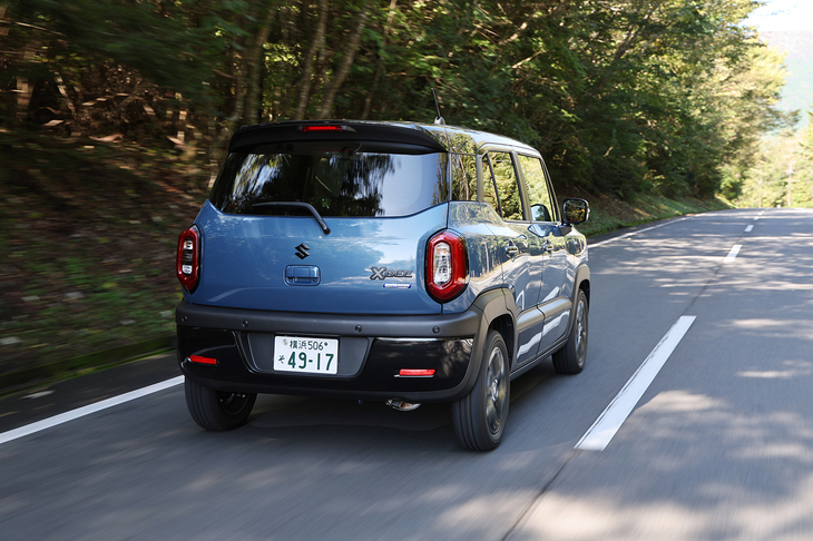 予防安全装備は衝突被害軽減ブレーキが最新の「デュアルセンサーブレーキサポートII」に進化。アダプティブクルーズコントロールや車線維持支援機能などが全車標準装備となった。