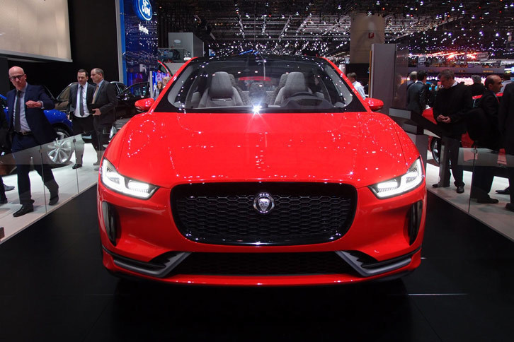 ジャガーIペース コンセプト