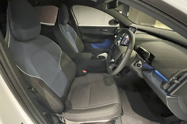 ボルボEX30プラス シングルモーター（フロントシート）