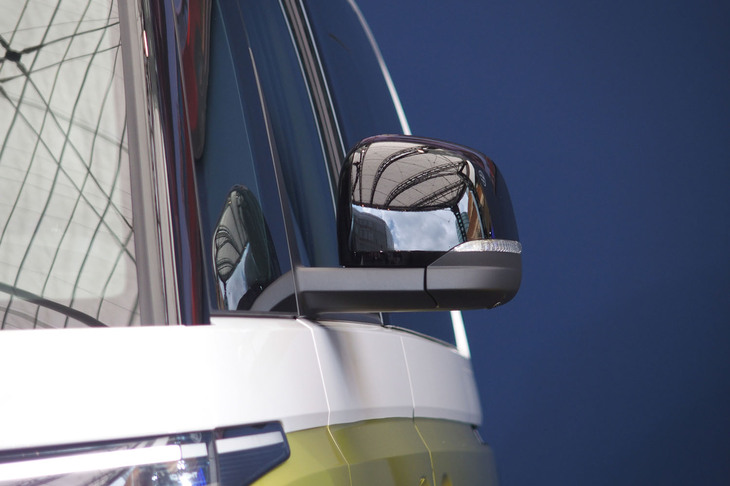 フォルクスワーゲンID.Buzz（ドアミラー）