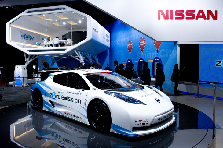 2011年の東京モーターショーより、日産のブースに展示された「01（ゼロワン）」こと初代「リーフNISMO RC」。（写真：日産自動車）