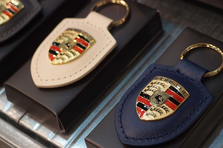 自動車関連グッズ／LE GARAGE