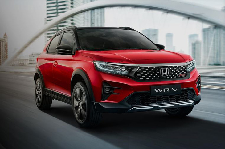 2022年11月にインドネシアで発表された「WR-V」。全長は4060mmで、日本で販売されるWR-Vよりもひとまわり小さい。WR-Vとしては通算2代目にあたるが、インドネシアにWR-Vが導入されるのはこのモデルが初となる。