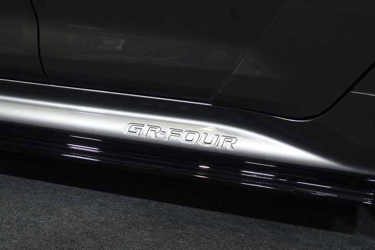 GR×GROW Design GRカローラ