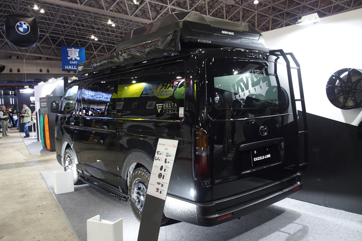 トヨタ・ハイエース（DELTA FORCE）