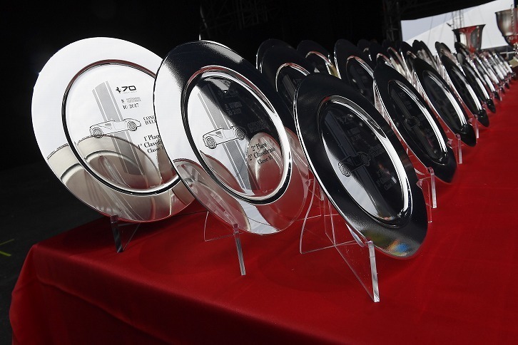 コンクールデレガンスの様子。