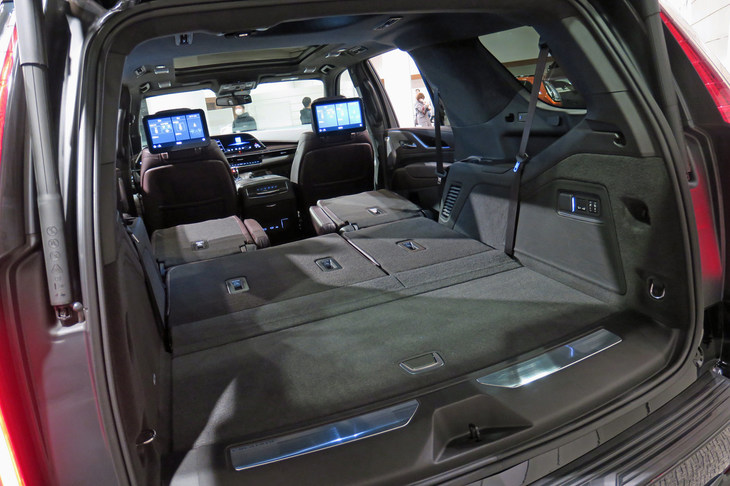 キャデラック・エスカレード スポーツ（ラゲッジスペース）