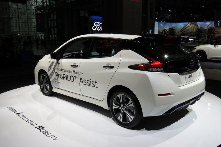 日産リーフ（エクステリア）