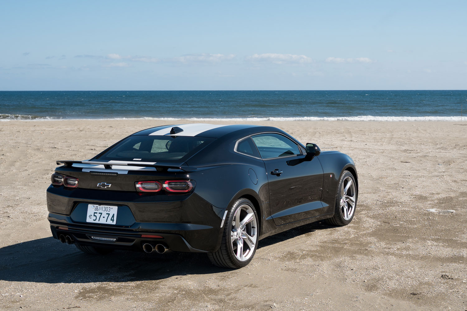 孤高のアメリカンスポーツ「シボレー・カマロ ファイナルエディション」が駆ける 【不滅の情熱 CHEVROLET CAMARO“FINAL ...