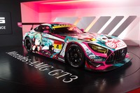 メルセデスAMGのレーシングマシン「AMG GT3」。なお今回、メルセデス・ベンツのブースでは、コンセプトカーや市販予定車に関する発表会は開催されなかった。