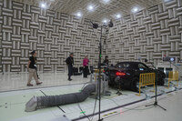 サウンドや走行特性についてもマツダが全面的に協力、監修。実車そのものの音、動きを再現しているという。