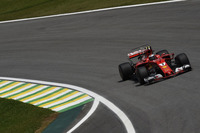 予選と同じ3位でゴールしたフェラーリのライコネン（写真）。「ソフトタイヤに履き替えての第2スティントではしっかりとした手応えを感じていたので、終盤ハミルトンの猛追にあってもさほど心配していなかった」という。アメリカ、メキシコ、ブラジルとアメリカ大陸3連戦すべてで3位表彰台にのぼった。（Photo=Ferrari）