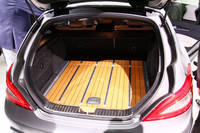 キモとなる荷室も、ご覧のとおり板張りになるなど、個性豊か。