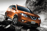 「日産エクストレイル20Xt“エマージェンシーブレーキパッケージ”」