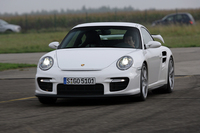 ポルシェ911 GT2（RR/6MT）【海外試乗記】の画像