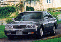 日産、「シーマ」に車間自動制御システム採用の画像