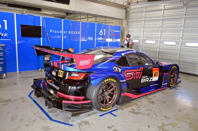 新型 スバルbrz Gt300 シェイクダウンイベントの会場から 内装 外装など25枚 画像 写真 Webcg 新型 スバルbrz Gt300 シェイクダウンイベントの会場から 内装 外装など25枚 画像 写真 Webcg