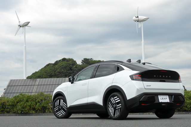 新型日産リーフB7 X／リーフAUTECH／リーフB7 G用品装着車 内装・外装
