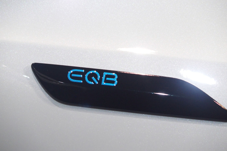メルセデス・ベンツEQB350 4MATIC（エンブレム）