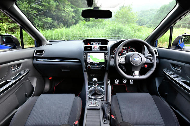 スバルWRX STIタイプRA-R（インテリア）