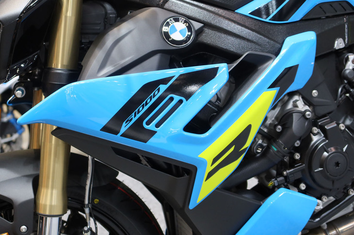 BMW S1000R