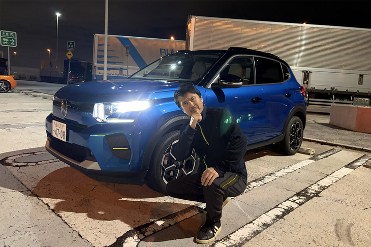 当連載の担当サクライ君は、「輸入車のマイルドハイブリッド搭載モデルで300万円台！ お値打ちなのも新型『C3ハイブリッド』のセリングポイントですよ」というが、シトロエンは安いから買うクルマじゃない。オシャレだから買うのだ。