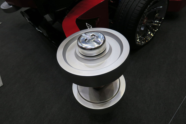 タミヤ エアロアバンテADVANカラー