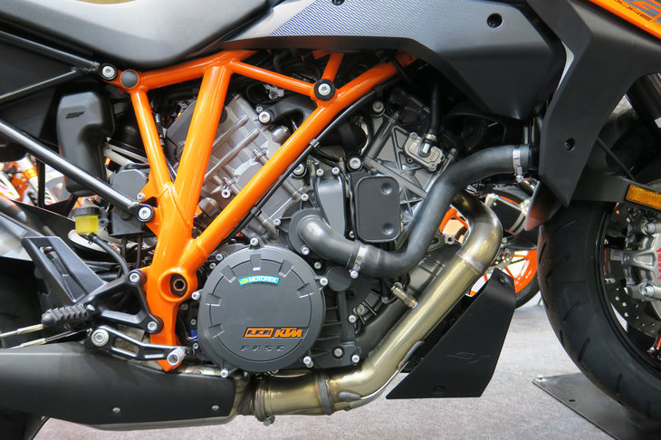 KTM 1290スーパーデュークGT