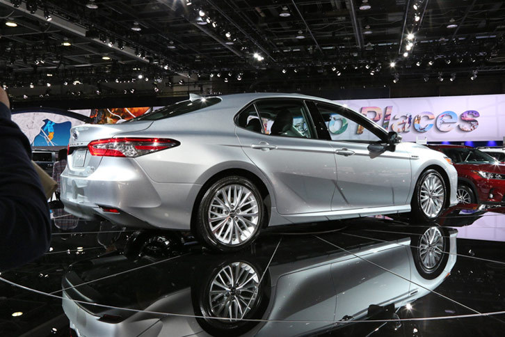 トヨタ・カムリXLE