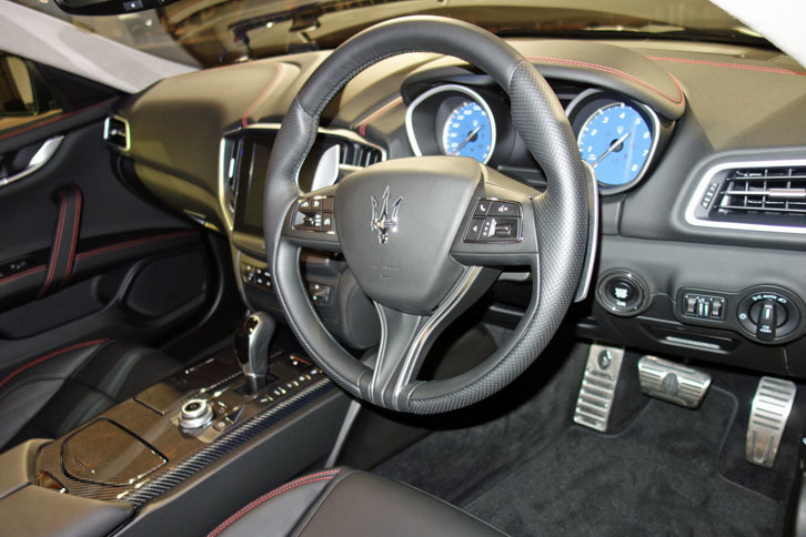 マセラティ・ギブリSグランスポーツ