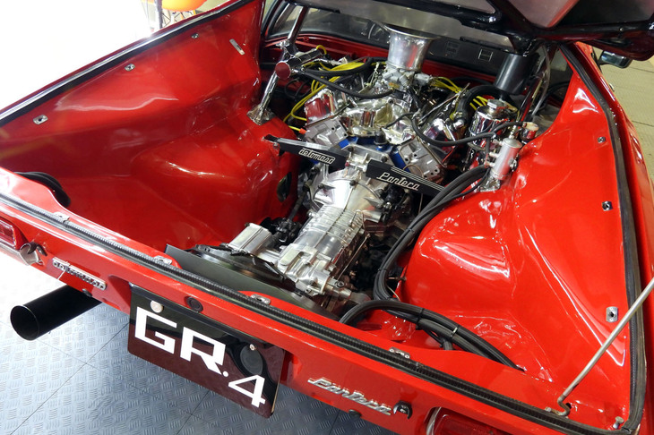 デ・トマソ・パンテーラ／アクティブガレージ＆アプローチ