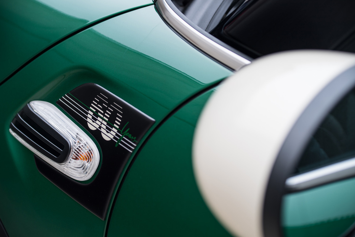 MINIブランド創設60周年を記念する特別仕様車が登場 【ニュース】 - webCG