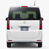 リアまわりでは、テールゲートハンドルを従来型より低い場所に設置。オープン時に、人の体にゲートが当たりにくくするためだ。