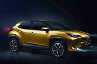 シンプルながらもSUVらしい“ロバスト”（頑強さ）を表現したという、「ヤリスクロス」のエクステリア。